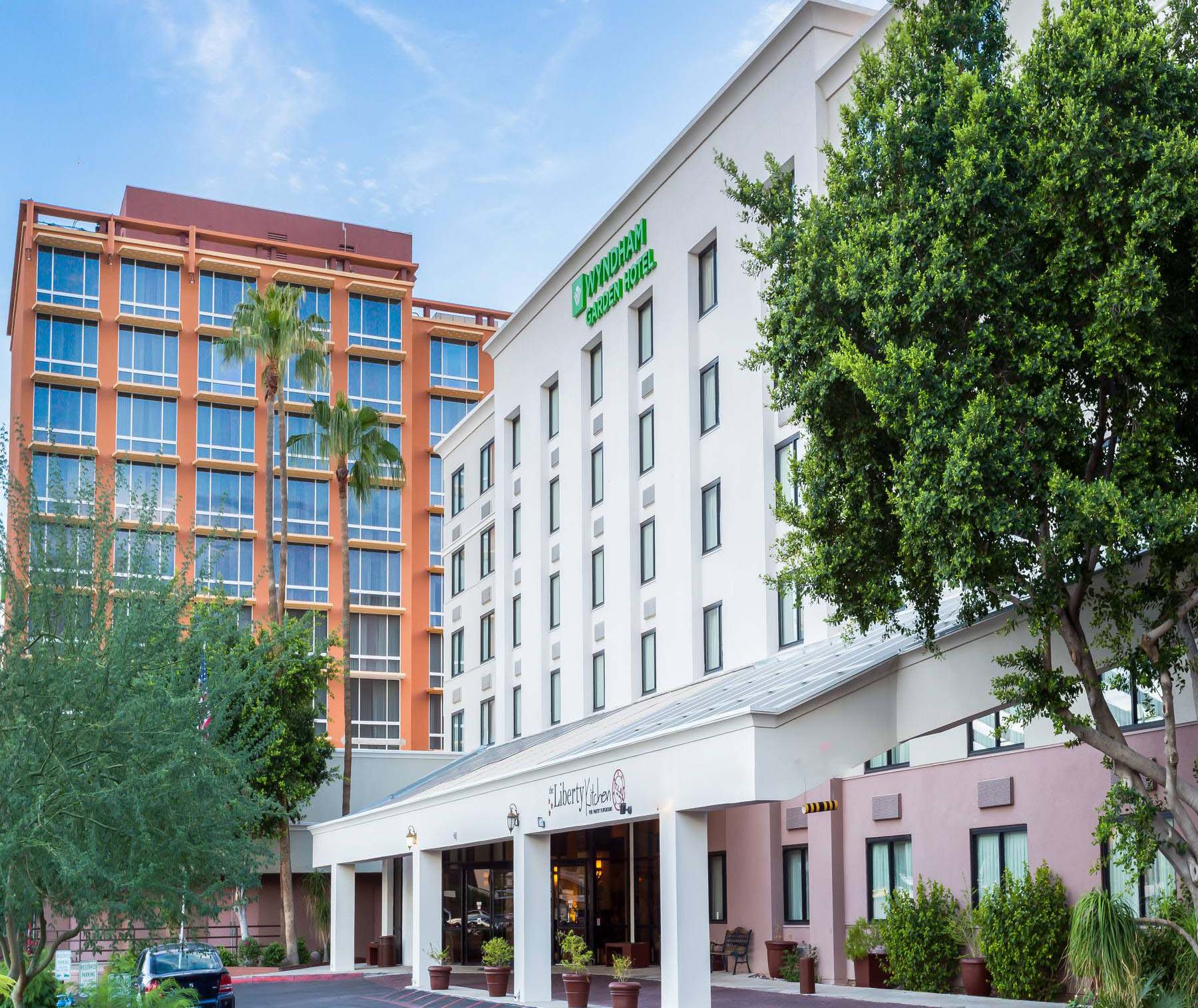 The Wyndham Garden Phoenix Midtown is Oxygen Hospitalitys second hotel acquisition following the purchase of the Ivy Palm R