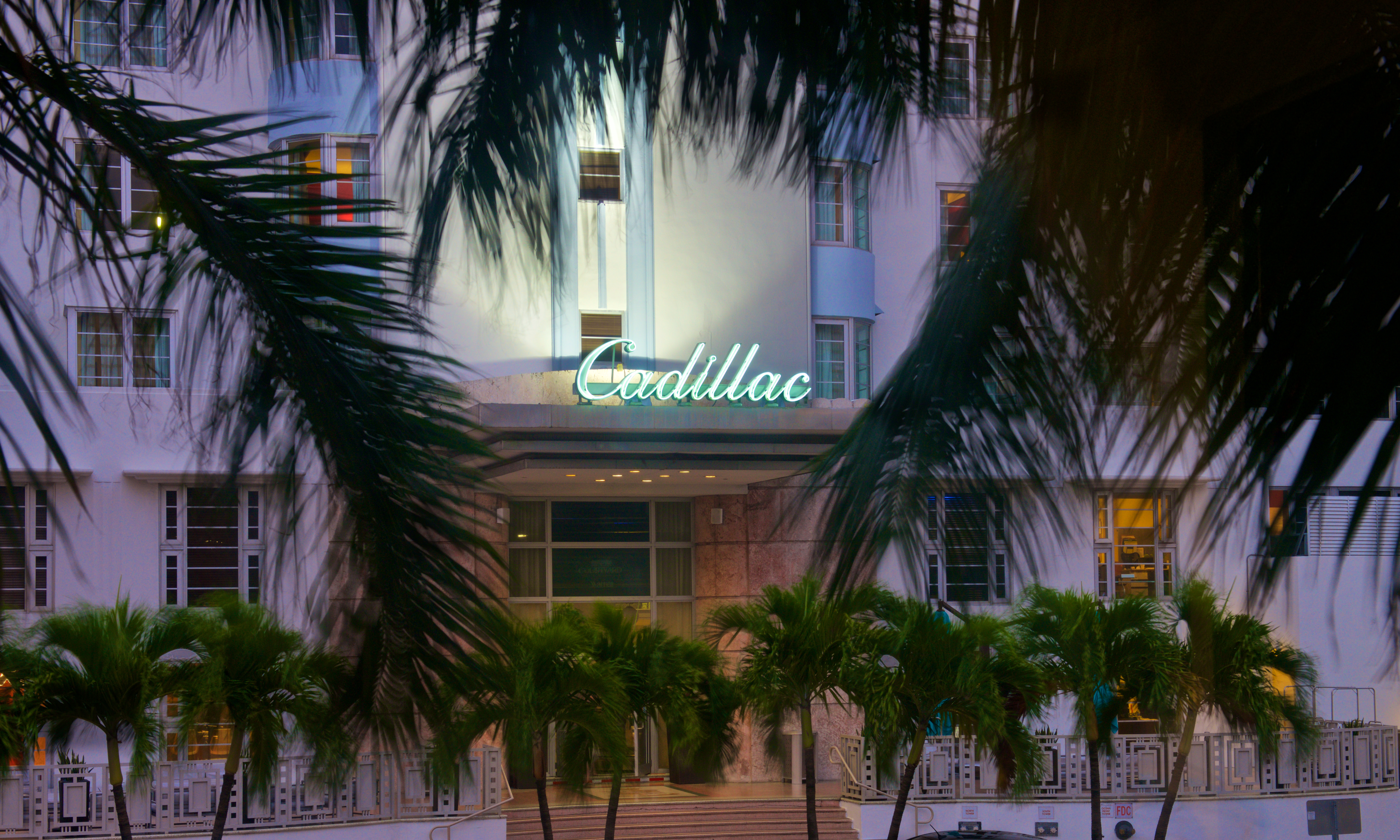 Cadillac Hotel  Beach Club