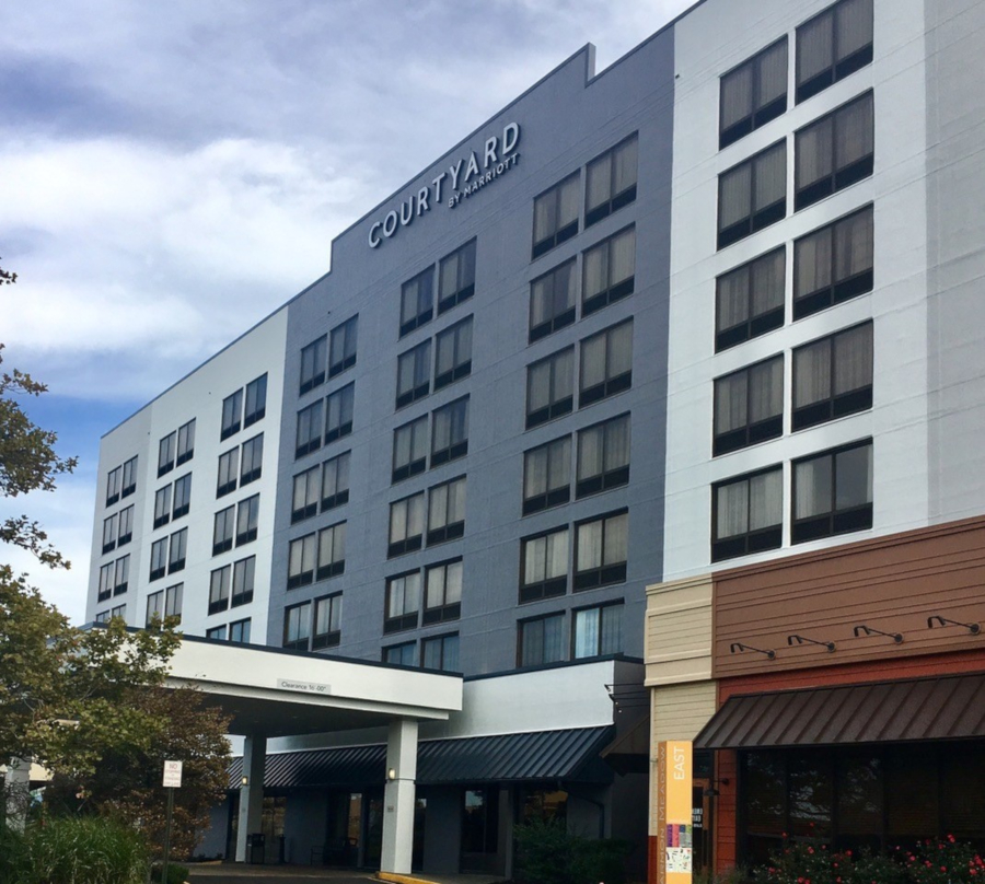 The front exterior of Courtyard by Marriott Secaucus Meadowlands 