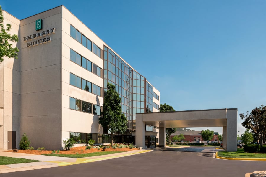 Embassy Suites by Hilton Milwaukee Brookfield 