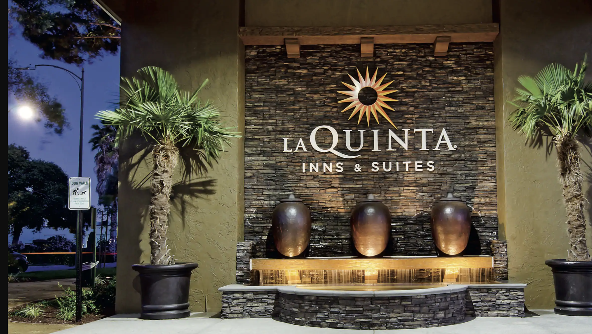 La Quinta Inn  Suites by Wyndham San Jose Airport