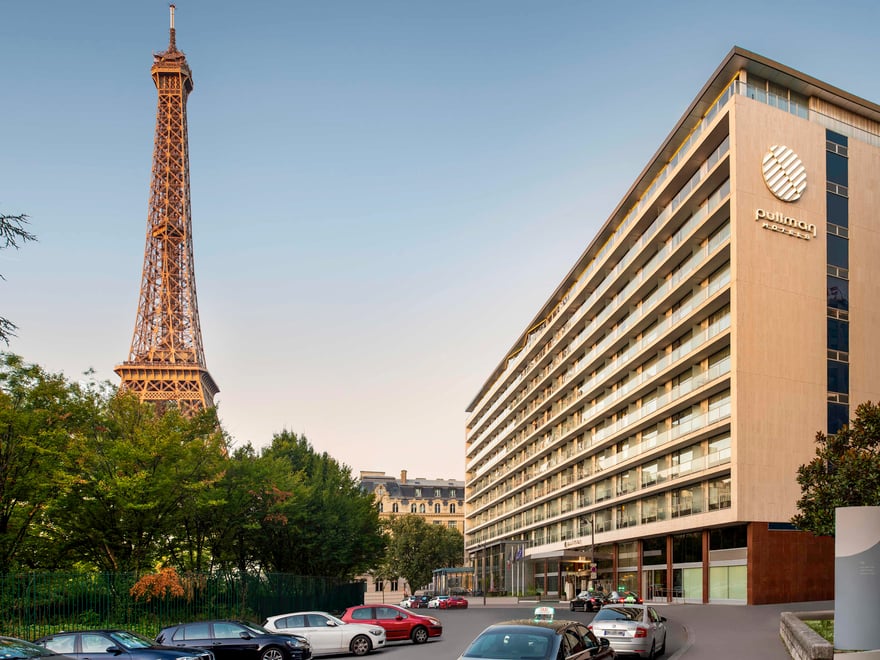 Paris Pullman Eiffel Tower