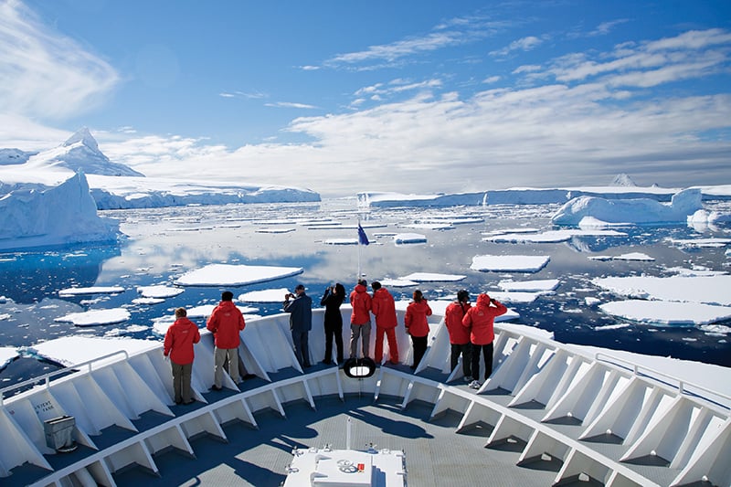 Lindblad Expeditions National Geographic Explorer 