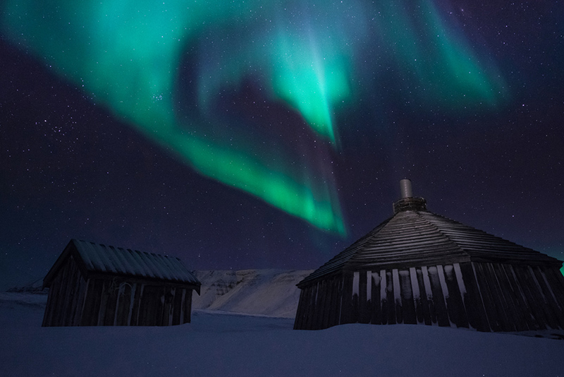 Catching the light - Aurora Borealis - Better Moments, Northern Lights, Longyearbyen