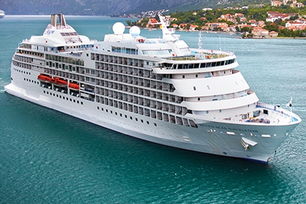 Regent Seven Seas Cruise Ship 