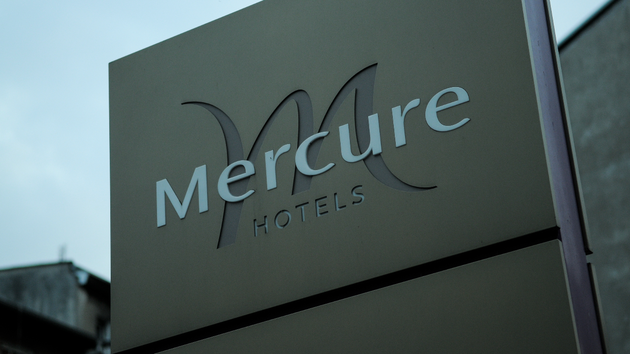 Mercure Hotels sign