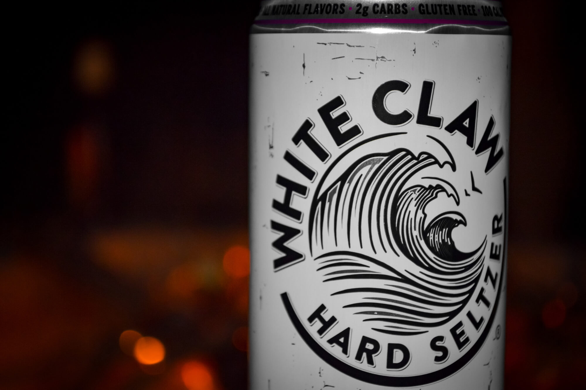 White Claw can close up