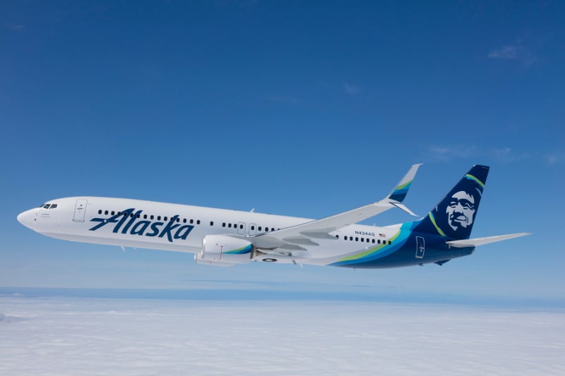 One of Alaska Airlines E175 Crafts
