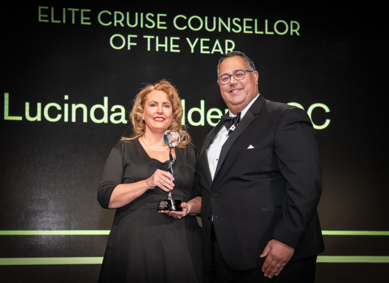 Image of the Elite Cruise Counselor of the Year 