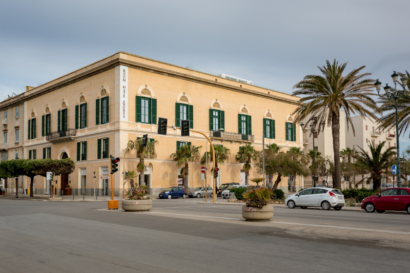 Image of the exterior of the hotel in Sicily 