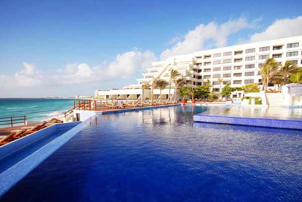 Now Emerald Cancun Resort  Spa
