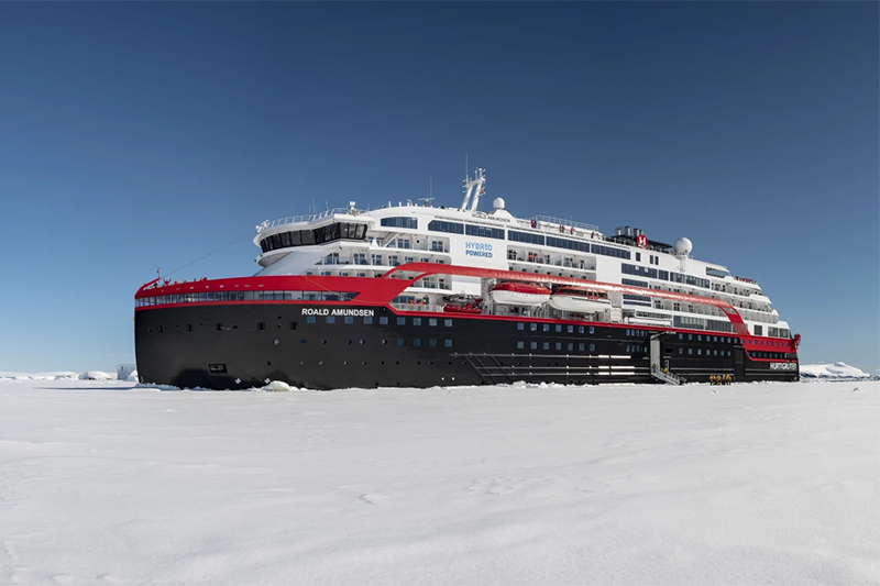 MS Roald Amundson - Hurtigruten Expeditions