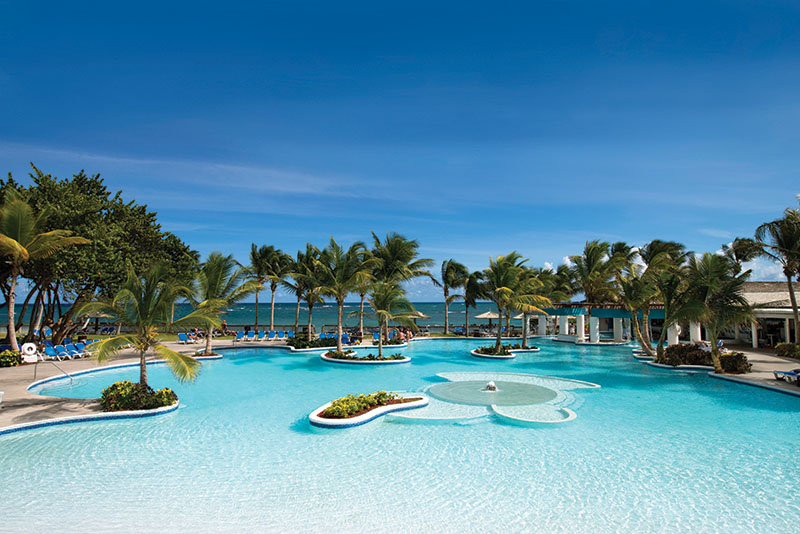 Coconut Bay Beach Resort  Spa