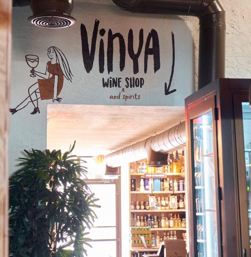 Vinya Hospitality - Vinya Wine