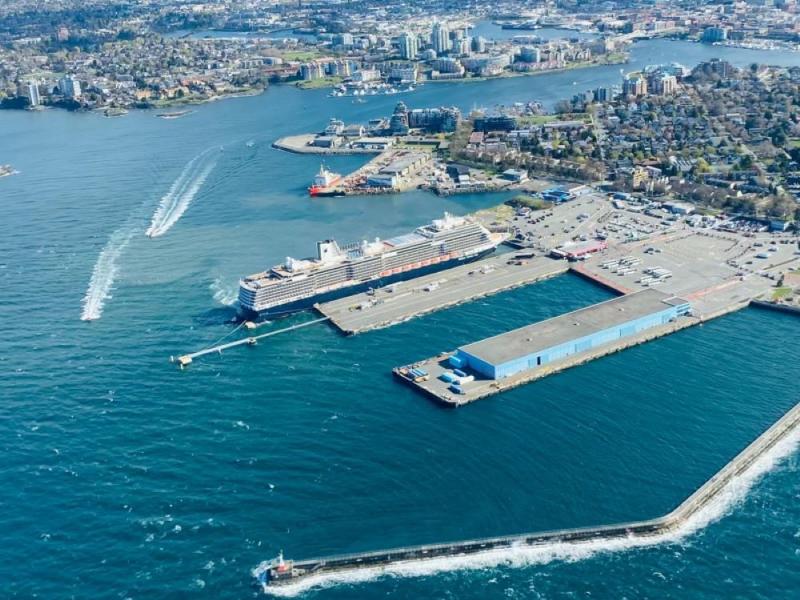 Koningsdam docked at Victoria, BC, on April 9, 2022