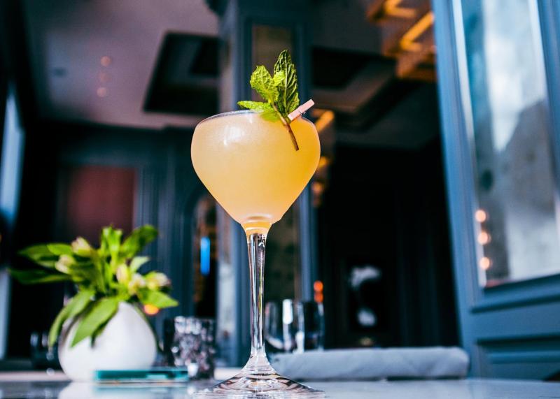 gin cocktail