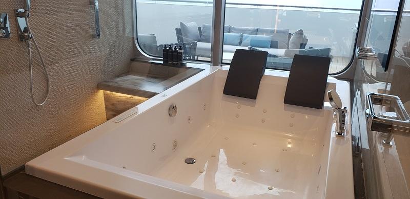 Whirlpool soaking tub in the Master Bathroom of #700, Expedition Suite, Crystal Endeavor