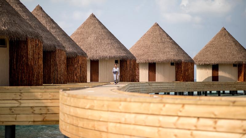 AVI Spa - Overwater Treatment Villa_InterContinental Maldives Maamunagau Resort