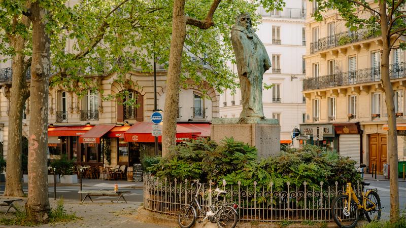 “Monument to Balzac” on boulevard Raspail in Paris_France_Rodin Trail