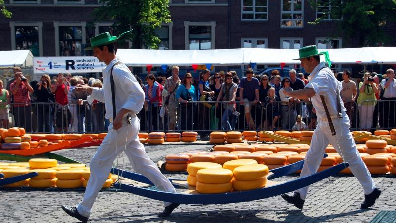 Netherlands_Alkmaar cheese market_Photo by Cameron Hewitt