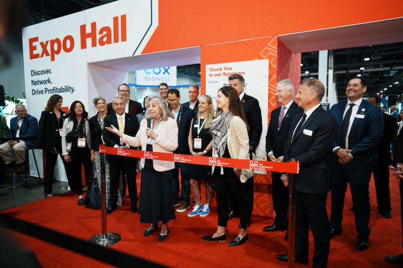 2023 The Hospitality Show ribbon cutting 
