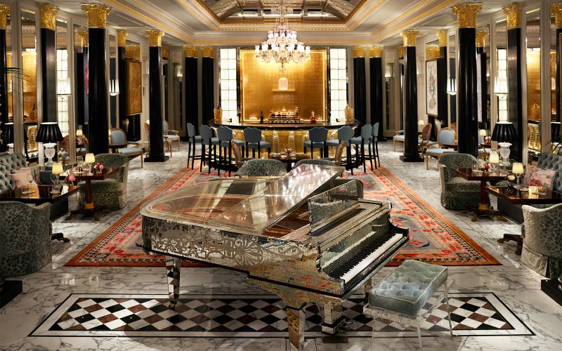 Liberace's mirrored piano
