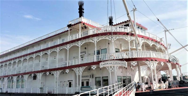 American Countess, an American Queen Voyages paddlewheeler.