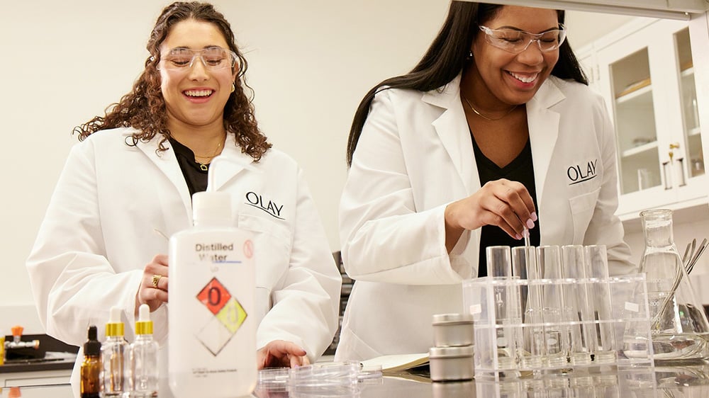 OLAY researchers will teach a Coursera cosmetic science course