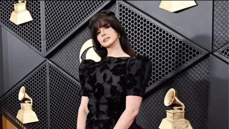 Lana Del Rey's jet-black hair at the 2024 Grammy Awards