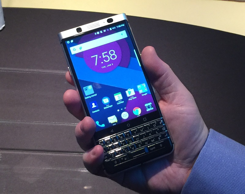 TCL promises BlackBerry Android smartphone with QWERTY keyboard for U.S ...