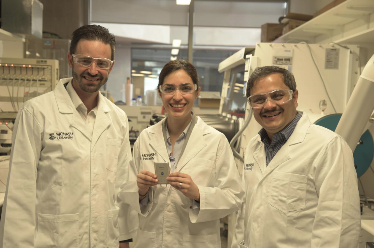 Monash University researchers develop lithium-sulfur battery