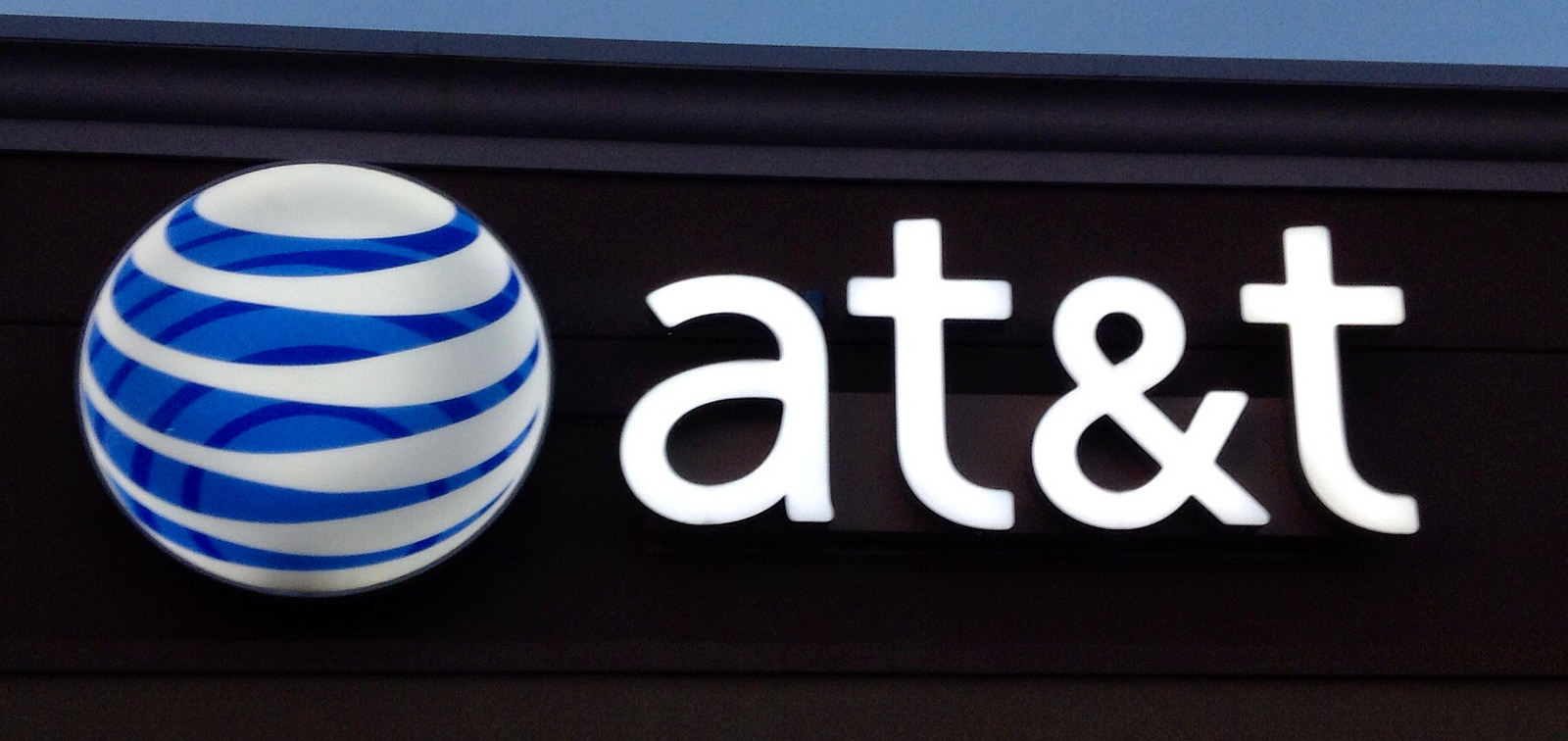 ATT logo sign