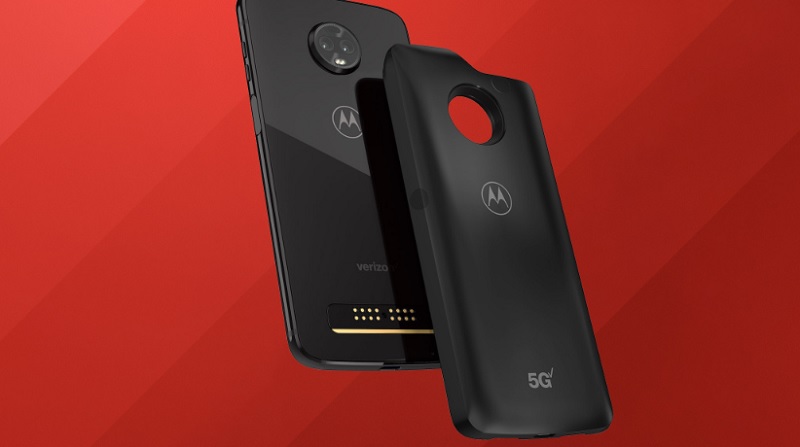 moto z3 smartphone with clip-on 5G moto mod Motorola