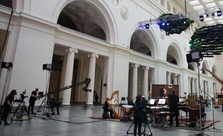 Live Stream Opera Production at Chicago Field Museum
