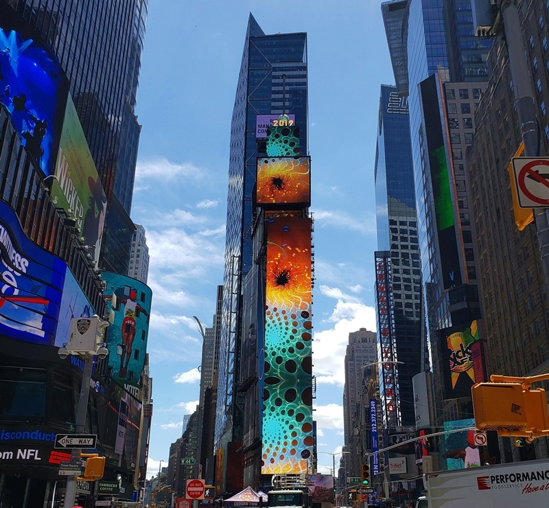 One Times Square_Christie Spyder_800kb.jpg