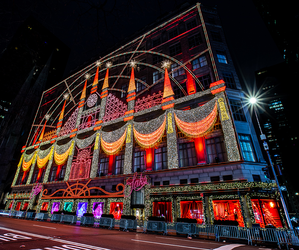 Saks Fifth Avenue Theater of Dreams 2018