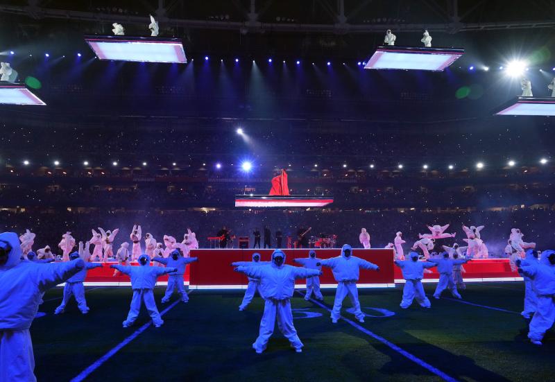 zactrack assists Superbowl Half Time Spectacular