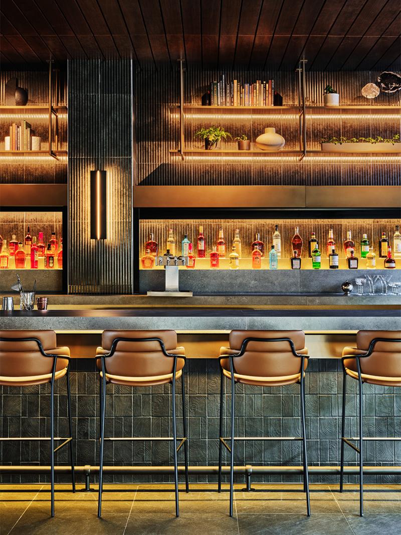 Centurion Lounge ATL_Architecture_Whiskey_Bar_The Reserve by American Express