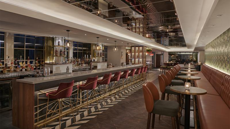 Hyatt Regency London Blackfriars_The-Leaf-And-Cane-Bar-High-Tables