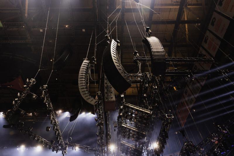 Line arrays