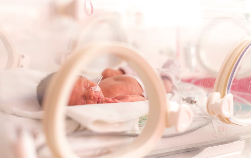 Neonatal-Unit-Nursery-Maternity-Care-Birth-CreditGettyOndrooo
