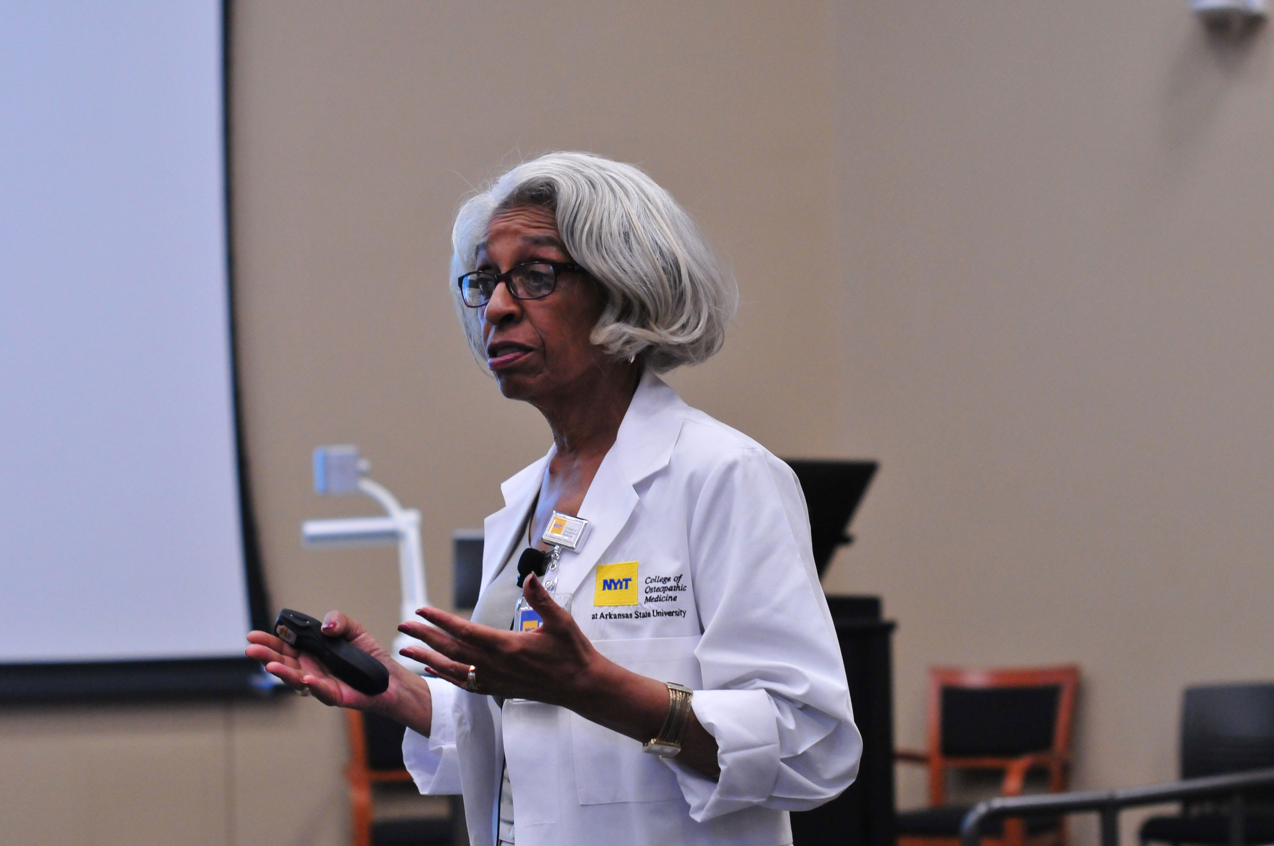 Trailblazer Barbara Ross-Lee breaks ground as dean of new medical school |  Fierce Healthcare