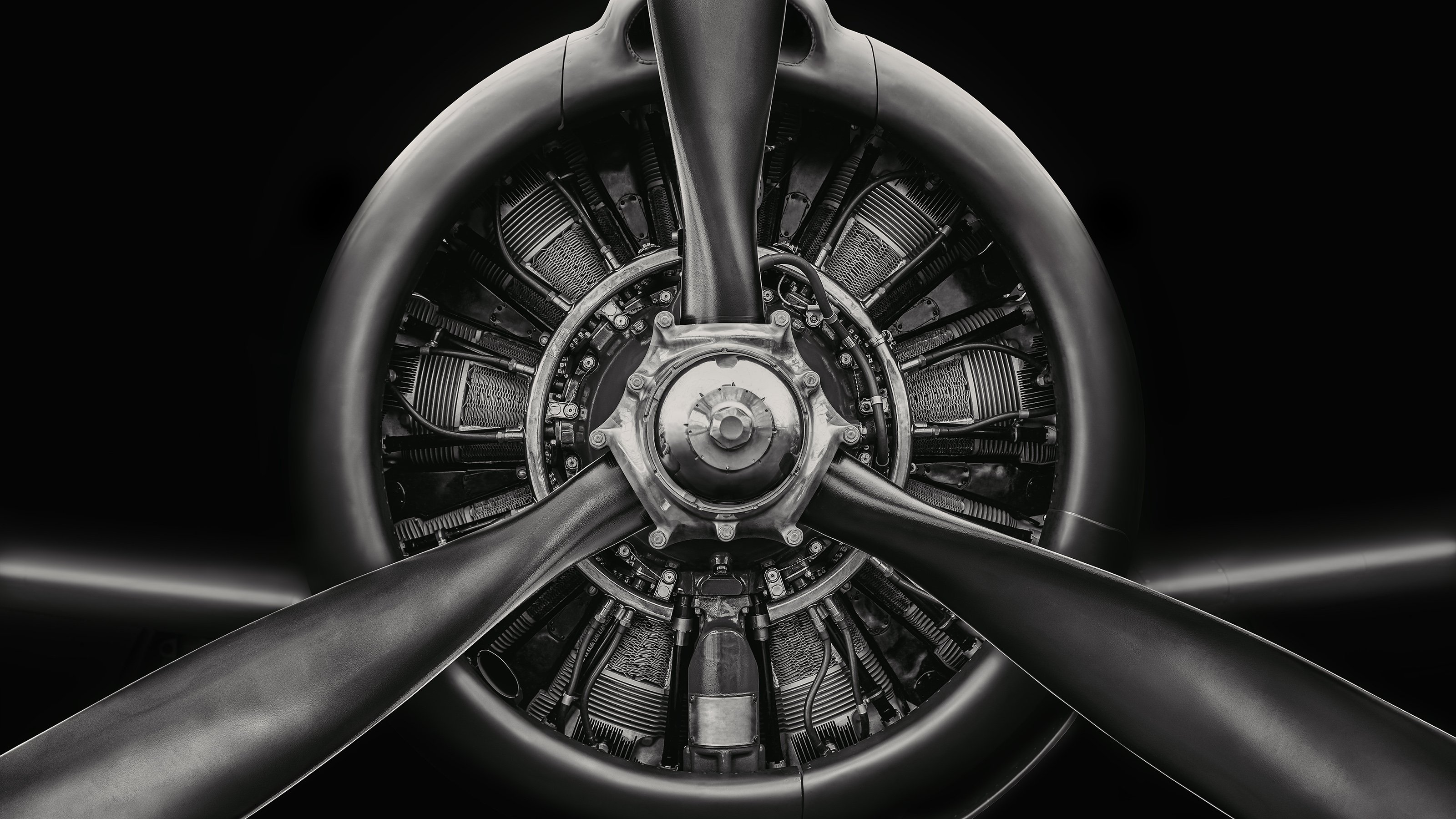 propeller aircraft airplane engine