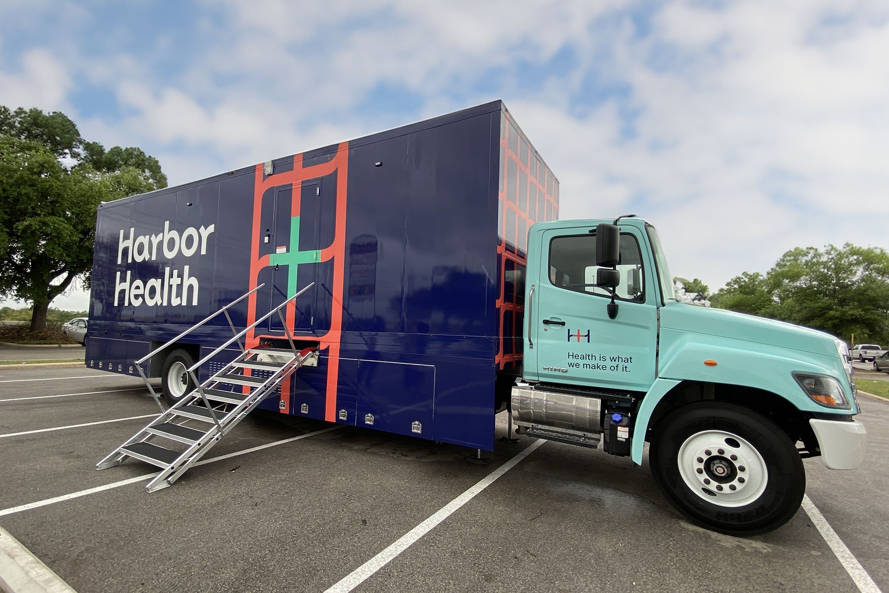Harbor Health mobile medical clinic