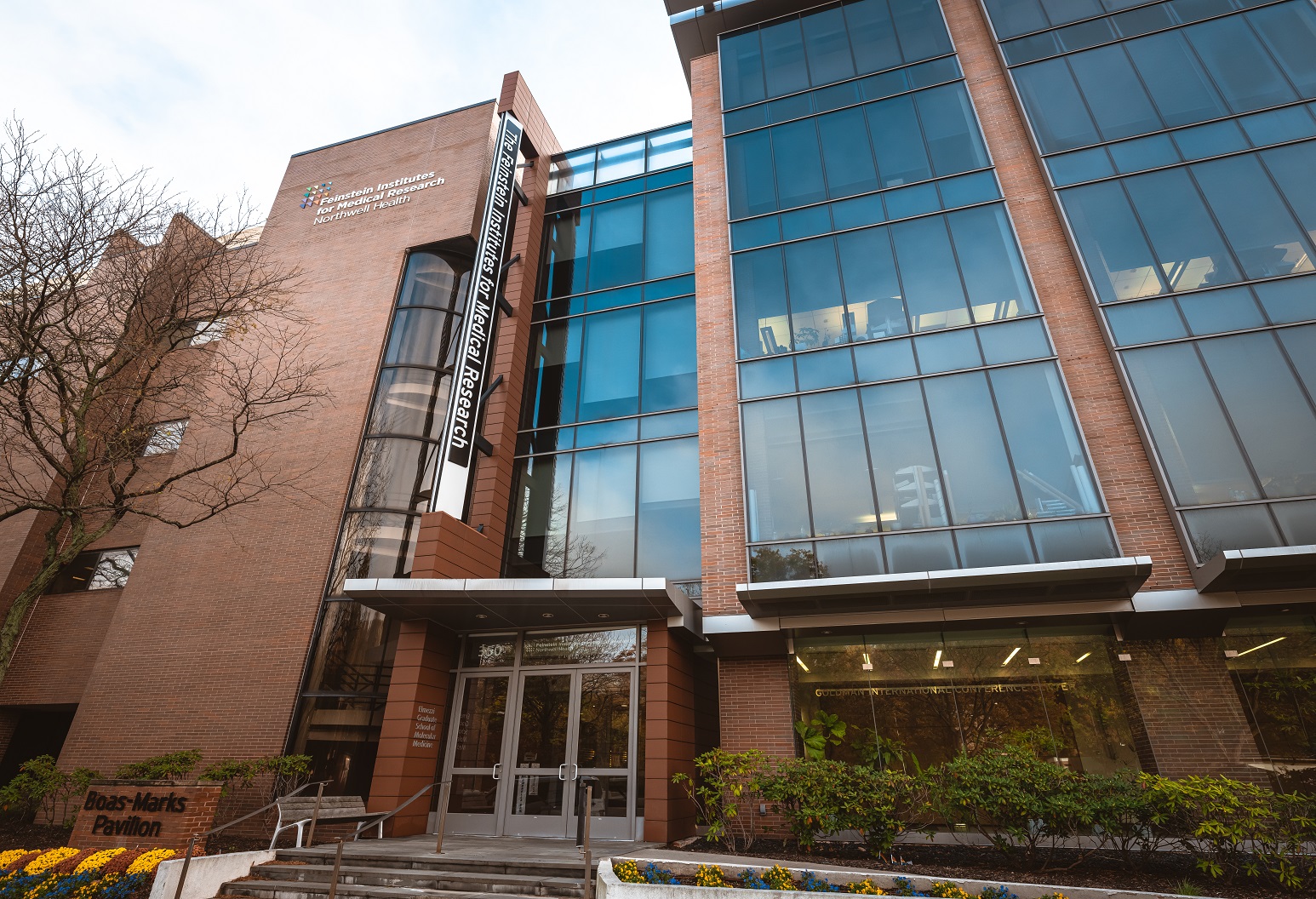 the exterior of the Northwell Health Feinstein Institutes for Medical Research