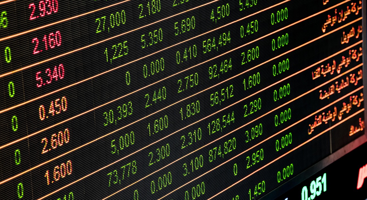 Pfizer, Merck shares smoking hot in 2018 despite doldrums for overall biopharma sector | Fierce Pharma