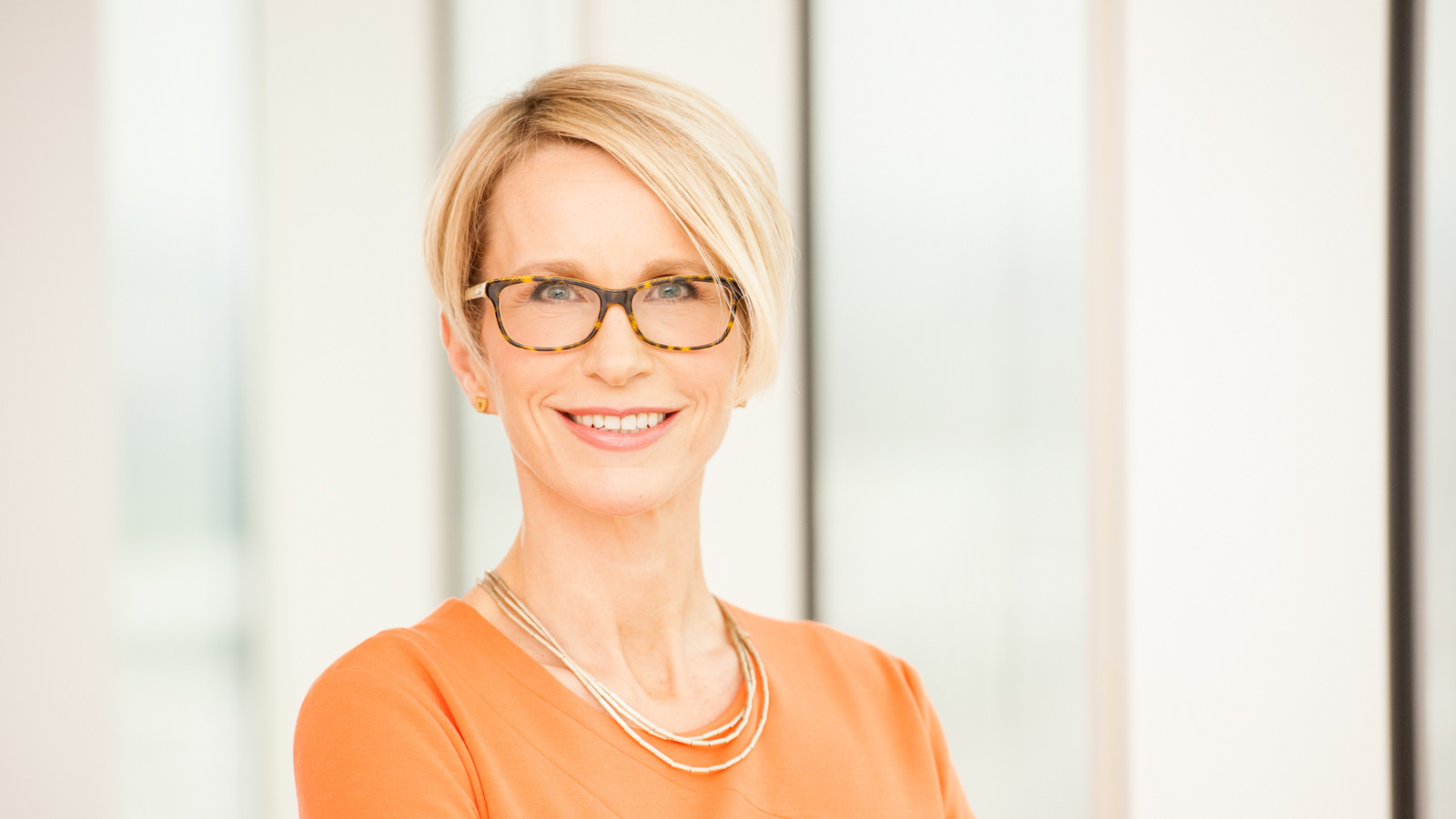 glaxosmithkline-ceo-walmsley-nets-2-5m-pay-bump-as-overhaul-starts-to-play-out-fierce-pharma