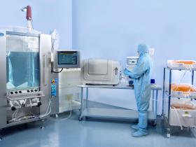 Pall Corporation’s Allegro XRS 25 bioreactor and Allegro STR 1000 L bioreactor combine together to provide a complete upstream solution for viral vector manufacturing. (Image courtesy of Pall Corporation.)
