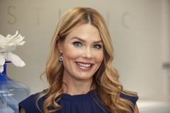 Jaclyn Peresetsky headshot