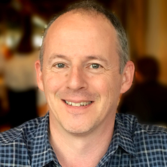 head shot photo of Mark Nathan